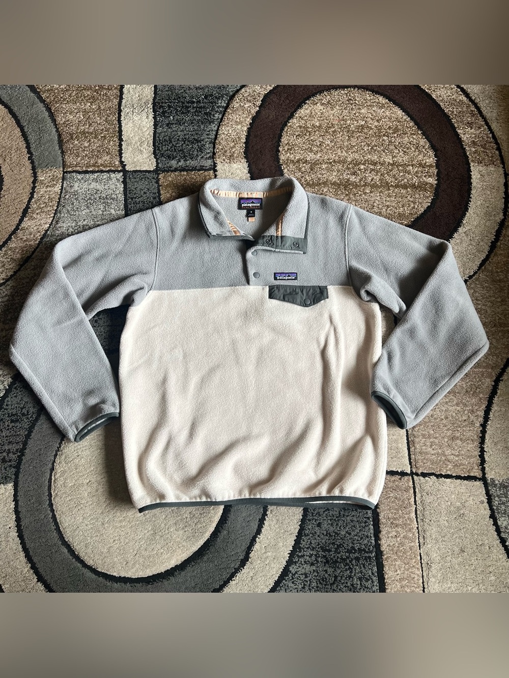 Patagonia Women's Lightweight Synchilla Snap-T Pullover Size Medium.
